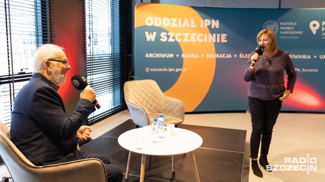Fot. Robert Stachnik [Radio Szczecin] Warsztaty techniki sitodruku dla młodzieży [WIDEO, ZDJĘCIA]