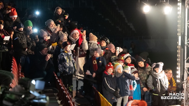 Fot. Robert Stachnik [Radio Szczecin] Kolędowanie z piłkarzami na stadionie Pogoni [WIDEO, ZDJĘCIA]