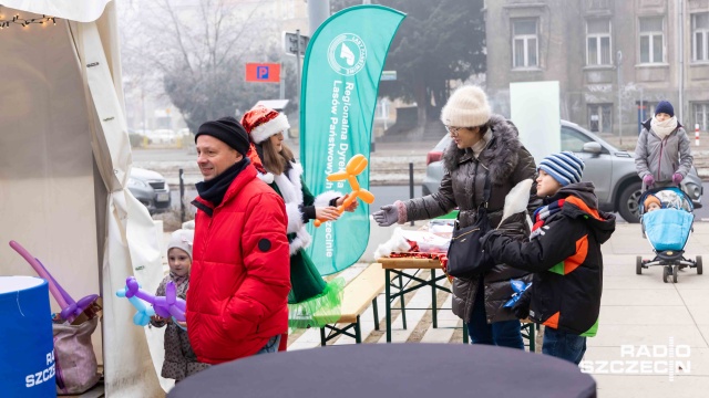 Fot. Robert Stachnik [Radio Szczecin] Mikołajkowa Wioska Radia Szczecin zaprasza na wspólne kolędowanie w niedzielę [WIDEO, ZDJĘCIA]