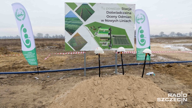 Fot. Robert Stachnik [Radio Szczecin] Budowa stacji badania roślin w Nowych Liniach [WIDEO, ZDJĘCIA]