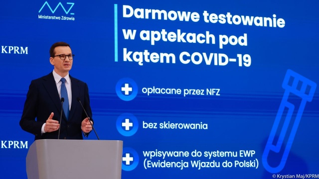 Premier Mateusz Morawiecki poinformował, że wobec tego, że Polska weszła w piątą falę zakażeń koronawirusem, rząd podejmuje środki zaradcze.