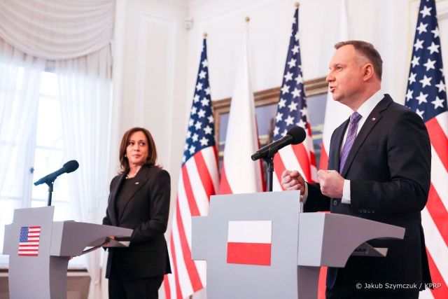 Wiceprezydent USA i prezydent Duda o pomocy dla Ukrainy i o myśliwcach