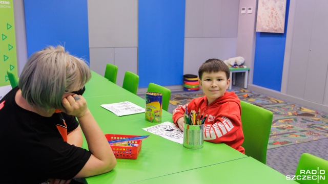 Szczecińska Miejska Biblioteka Publiczna skupiła swoje siły na wsparciu najmłodszych uchodźców.