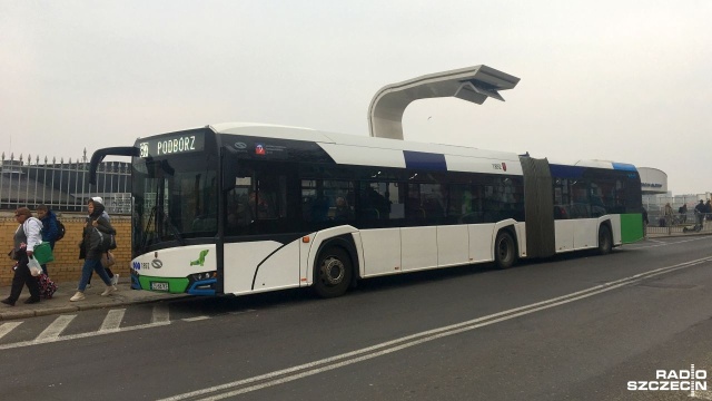 Kolejne problemy z miejskimi elektrycznymi autobusami. Żadna z trzech stacji szybkiego ładowania nie działa.