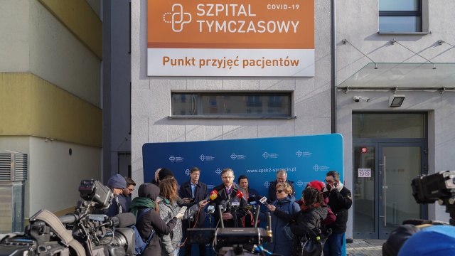 Przez ponad 1 rok i 3 miesiące hospitalizowanych było prawie 1800 osób - szpital tymczasowy, na szczecińskich Pomorzanach kończy działalność. Od piątku nie będzie już placówką covidową.