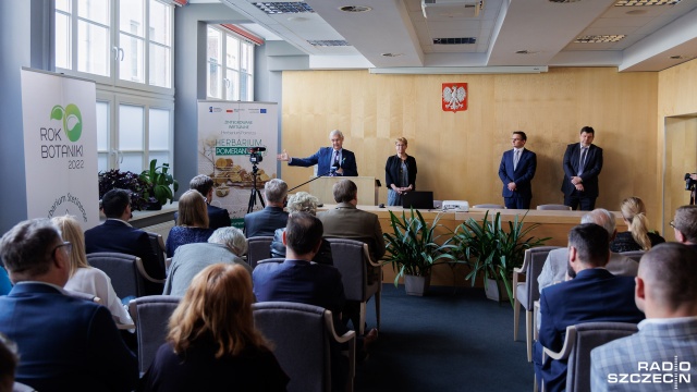 Dostęp do niego mają naukowcy i studenci z całego świata. Dzięki zbiorom zielnikowym możliwe są m.in analizy w zakresie ochrony przyrody i środowiska oraz określanie tempa wymierania gatunków rzadkich i zagrożonych.