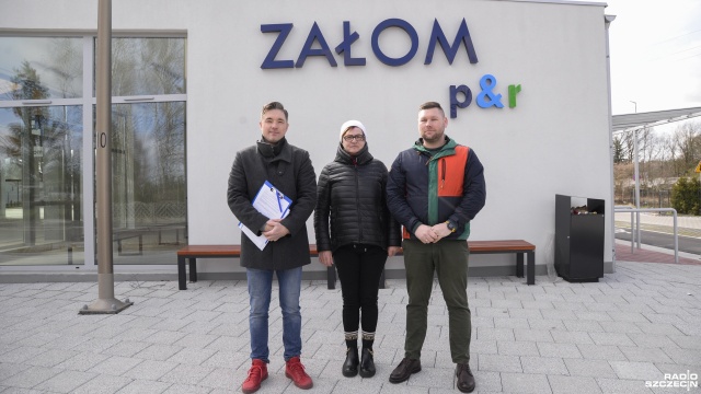 To sposób na to, aby inwestycja za 10 milionów złotych zaczęła działać - goleniowscy radni złożyli projekt uchwały, który ma umożliwić zawarcie porozumienia pomiędzy Goleniowem a Szczecinem w sprawie autobusu, który miałby zatrzymywać się na nowej pętli w Załomiu.
