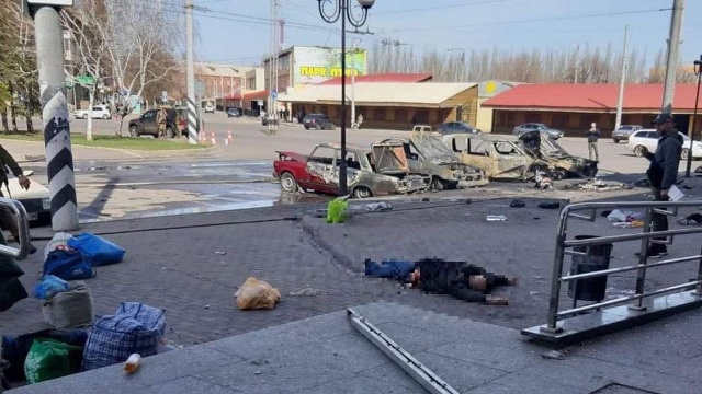 Zełenski: trybunał musi osądzić atak na dworzec w Kramatorsku