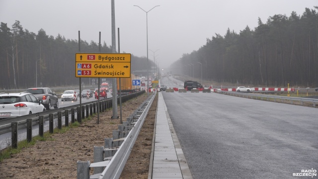 W ciągu dwóch tygodni kierowcy powinni pojechać nowym wiaduktem w ciągu drogi krajowej nr 10.