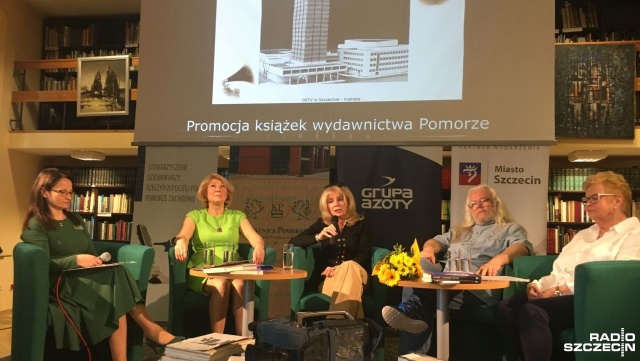 Najnowsza historia szczecińskiego dziennikarstwa radiowo-telewizyjnego - opisana w dwóch tomach Wydawnictwa Pomorze.