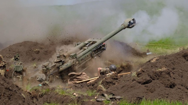 Według Sztabu Generalnego ukraińskiej armii Rosjanie ostatniej doby atakowali głównie w obwodach donieckim i ługańskim na wschodzie kraju. Ukraińcy prowadzą ofensywę w obwodzie charkowskim.