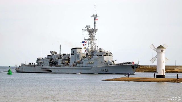 We wtorek do świnoujskiego portu wojennego wpłynął francuski niszczyciel rakietowy FS Latouche-Trville.