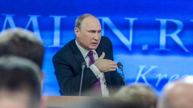 Polityka Kremla opiera się głównie na zastraszaniu