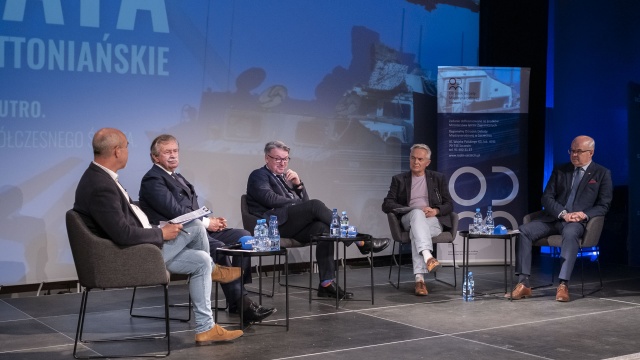 Groźba wojny w Europie była od dawna - mówił podczas debaty w Radiu Szczecin generał Waldemar Skrzypczak, były dowódca Wojsk Lądowych Wojska Polskiego.