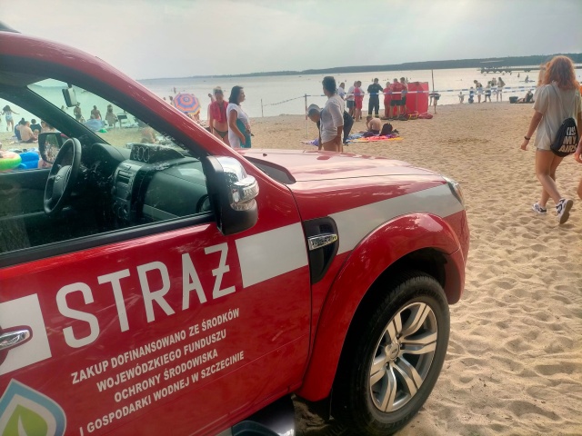 Na jeziorze Miedwie w Zieleniewie utonął starszy mężczyzna.