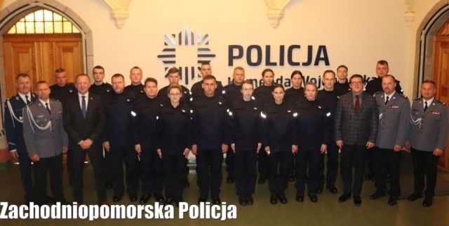 49 policjantów przybyło w regionie. To funkcjonariusze, którzy złożyli ślubowanie.