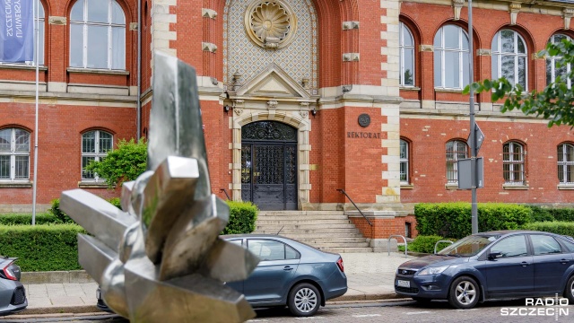 Rusza Pogotowie rekrutacyjne Uniwersytetu Szczecińskiego. W związku z kończącym się pierwszym naborem na studia I stopnia i jednolite magisterskie, uczelnia oferuje kandydatom dodatkowe wsparcie.