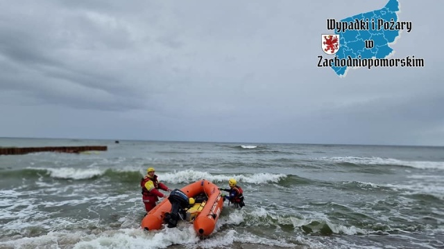 Akcja poszukiwawczo-ratownicza w Mielnie. Wszedł do wody i nie wypłynął [ZDJĘCIA]