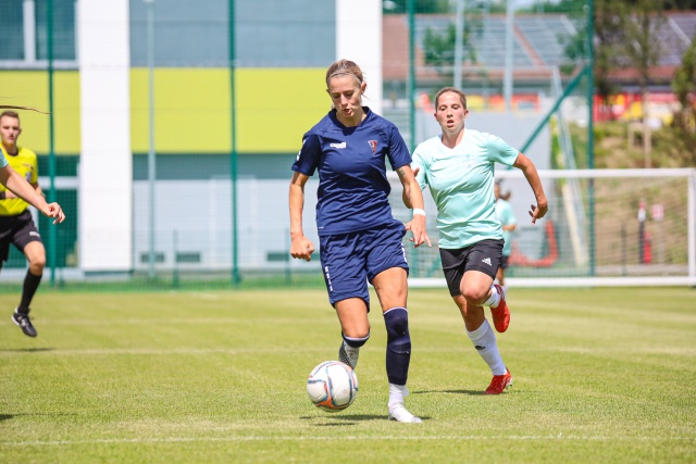 Piłkarki nożne Pogoni odniosły pierwsze zwycięstwo występując pod nowym szyldem.