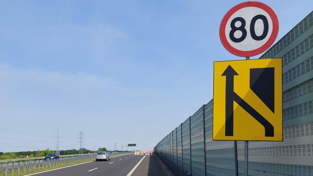 Na drodze S10 między węzłami Stargard Zachód i Kobylanka został zamknięty prawy pas ruchu.
