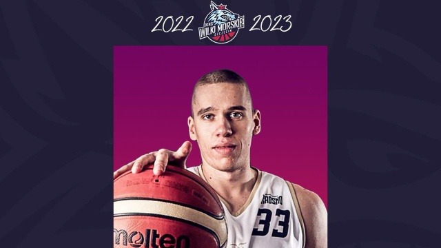 Trwa ofensywa transferowa Kinga Szczecin. Nowym koszykarzem Wilków Morskich został Maciej Żmudzki.