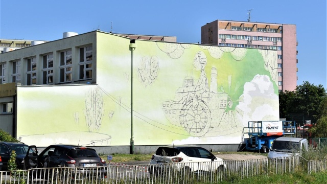 Malunek przy Szkole Podstawowej nr 5 powstaje w ramach Budżetu Obywatelskiego.