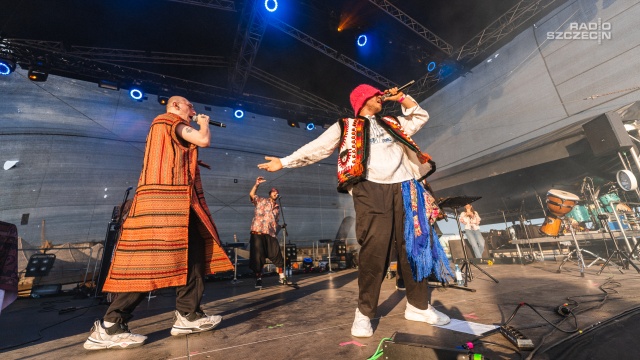 Gwiazdy Festiwalu Garaże z przekazem do Ukraińców: Mamy nadzieję, że spotkamy się w domu. Na scenie na Łasztowni w ubiegłą sobotę wystąpili zwycięzcy tegorocznej Eurowizji Kalush Orchestra oraz Mamarika.