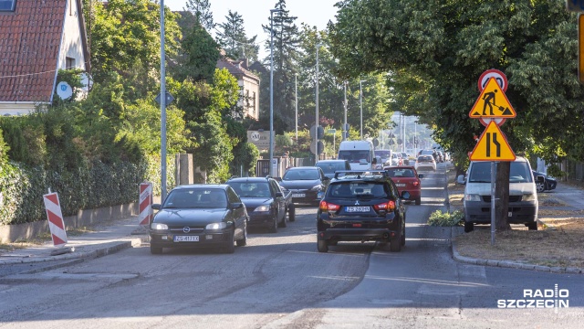 Ruszyła wymiana asfaltu na ulicy Traugutta w Szczecinie.