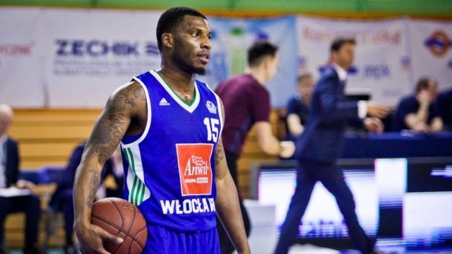 Amerykańska zmiana, czyli roszady kadrowe w koszykarskiej Kotwicy. Znane jest nazwisko następcy rozgrywającego, który został wyrzucony z klubu.