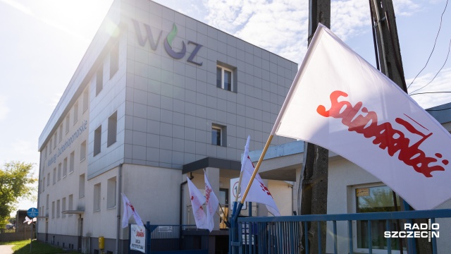 Pracownicy Wodociągów Zachodniopomorskich i Goleniowskich Wodociągów i Kanalizacji domagają się podwyżek płac. Z kolei w szczecińskim ZWiK-u trwa spór zbiorowy, też w sprawie wysokości wynagrodzeń.