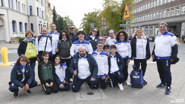Hala przygotowana, zawodnicy gotowi do rywalizacji, a organizatorzy już odliczają godziny do rozpoczęcia Mistrzostw Świata w karate WKA w Szczecinie.