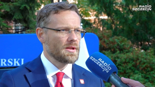 My chcemy, żeby samorządy współpracowały przy sprzedaży węgla - mówił w poniedziałek wojewoda zachodniopomorski Zbigniew Bogucki.