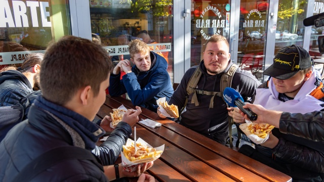 Szczecin z zakazem sprzedaży alkoholu między 22 a 6 rano - to pomysł radnych. Nocną prohibicję wprowadzono w kilku polskich miastach, m.in. w Zakopanem czy Wrocławiu.