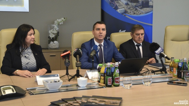 Prawie 9 milionów złotych otrzyma port w Policach na projekt linii kolejowej i nowego nabrzeża. Umowę w tej sprawie podpisano z jedną z Agencji Europejskich.