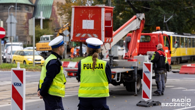 Mają one związek z przebudową układu torowego na odcinku od placu Zwycięstwa do Bramy Portowej.