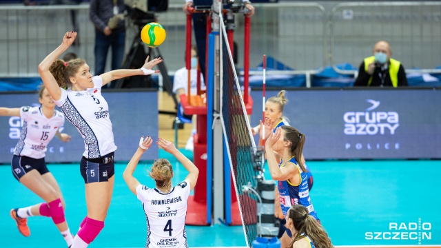 Kobieca siatkówka wraca do Szczecina. Siatkarki klubu Grupa Azoty Chemik Police swoje mecze grać będą w hali Netto Arena przy ulicy Szafera w Szczecinie.
