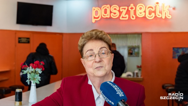 Z mięsem, pieczarkami lub serem. Do tego koniecznie czerwony barszcz. Szczeciński Pasztecik obchodzi 53. urodziny.