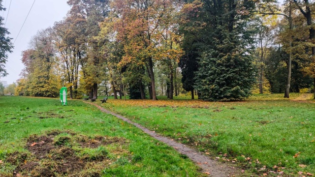 Nowa strefa rekreacyjna powstanie u zbiegu ulic Wendeńskiej i Hożej w Szczecinie. Będą alejki, chodniki i ścieżki dla rowerów.