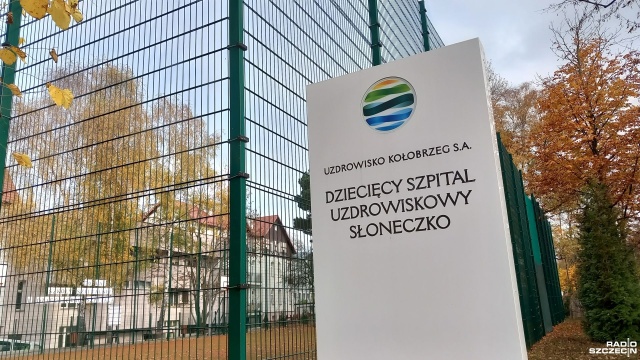 Szkoła działająca przy dziecięcym sanatorium w Kołobrzegu została zlikwidowana. Oznacza to koniec leczenia dzieci w tym w miejscu.