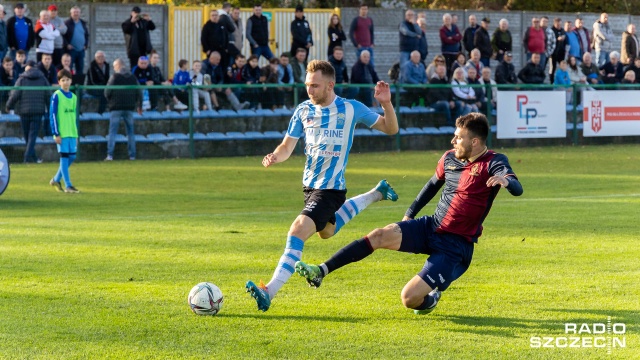 Twierdza Skolwin padła. Piłkarskie derby Szczecina w 3 lidze dla rezerw Pogoni. Piłkarze Świtu przegrali z Portowcami 0:2 w 14 kolejce grupy II.