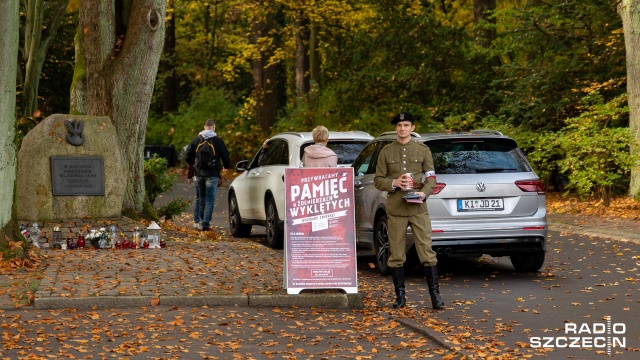 Dziś i jutro można jeszcze wspomóc organizacje, które zbierają fundusze na Cmentarzu Centralnym w Szczecinie. Datki przyjmowane są, między innymi na renowację nagrobków oraz pomników.