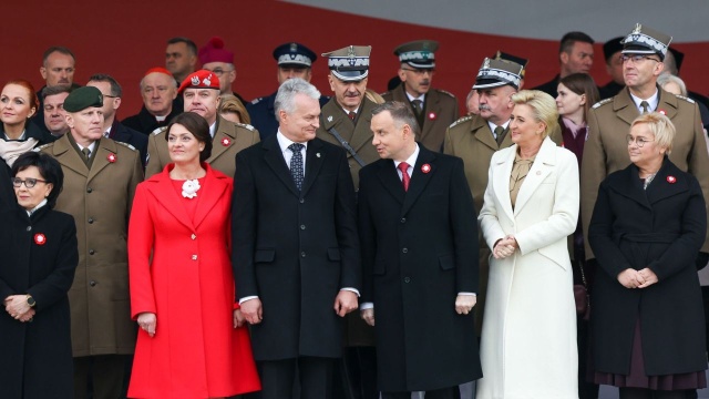 Prezydent Polski Andrzej Duda i prezydent Litwy Gitanas Nauseda mówili zgodnie, że rosyjska inwazja na Ukrainę wzmocniła wśród Polaków i Litwinów potrzebę pielęgnowania i obrony własnej państwowości.