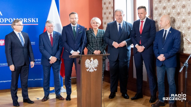 Ponad pięć milionów złotych trafiło lokalnych samorządów na poprawę dróg gminnych i powiatowych naszego regionu. Pieniądze przekazał wojewoda zachodniopomorski Zbigniew Bogucki. Środki pochodzą z Rządowego Funduszu Rozwoju Dróg.