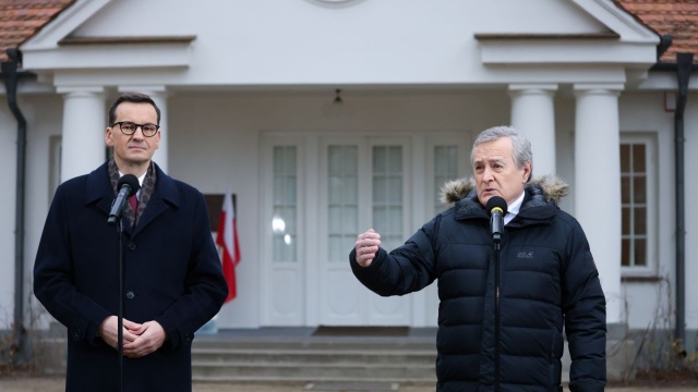 Trzy miliardy złotych w ciągu trzech lat ma przeznaczyć rząd na odbudowę zabytków.