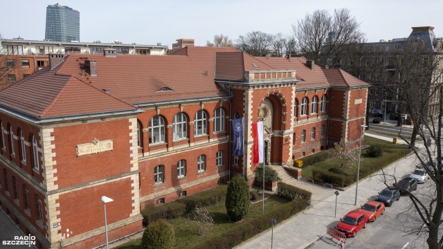 Warsztaty i wykłady, zwiedzanie laboratoriów i budynków uczelni - we wtorek ruszają Dni Otwarte Uniwersytetu Szczecińskiego.