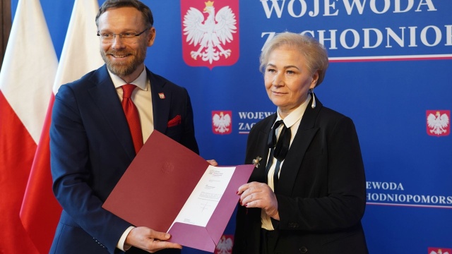 Minister edukacji i nauki Przemysław Czarnek powołał Katarzynę Koszewską na zachodniopomorskiego kuratora oświaty w Szczecinie. Swoje obowiązki oficjalnie rozpoczęła w poniedziałek.