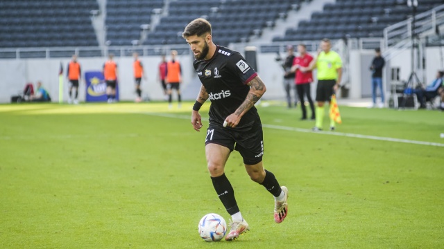 Jean Carlos Silva odchodzi z Pogoni Szczecin do Rakowa Częstochowa.