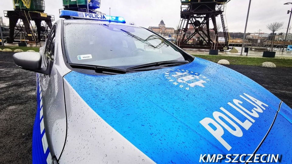 Prawie 200 tysięcy złotych kosztował nowy radiowóz szczecińskich policjantów. źródło: https://szczecin.policja.gov.pl