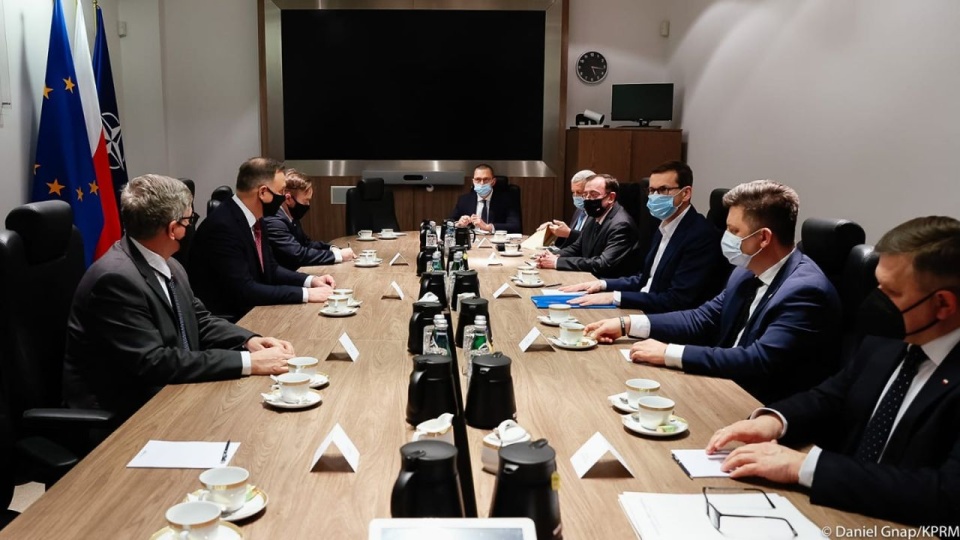 Narada w Biurze Bezpieczeństwa Narodowego. źródło: https://www.facebook.com/kancelaria.premiera