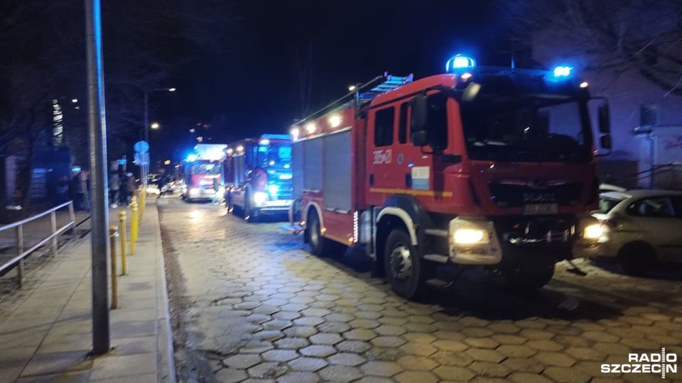 Akcja straży pożarnej na szczecińskim Niebuszewie. Fot. Jarosław Gowin [Radio Szczecin]